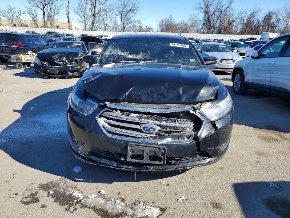 Photo 5 from auction – 2014 FORD TAURUS with VIN 1FAHP2E80EG114903