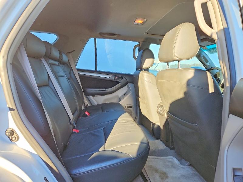 Photo 11 from auction – 2008 TOYOTA 4RUNNER SR with VIN JTEBT14R28K004271