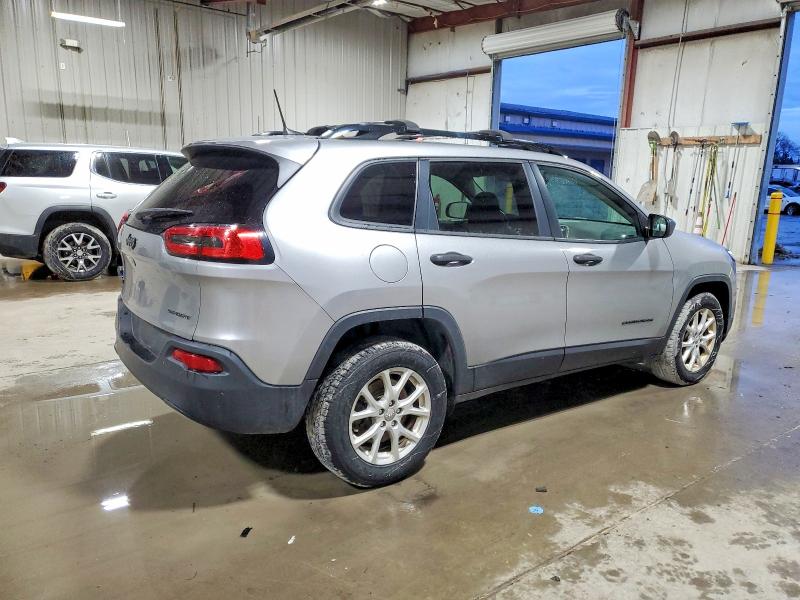 Photo 3 from auction – 2016 JEEP CHEROKEE S with VIN 1C4PJMAB8GW164414