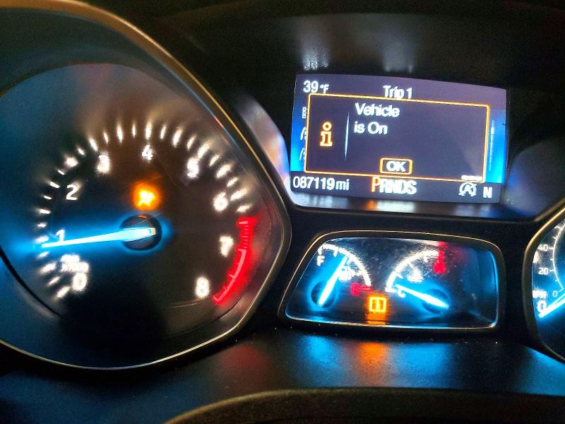 Photo 9 from auction – 2018 FORD ESCAPE with VIN 1FMCU9J96JUA41421