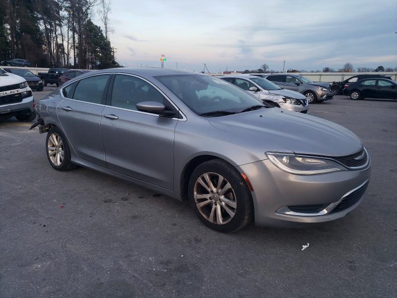 Photo 4 from auction – 2015 CHRYSLER 200 LIMITE with VIN 1C3CCCAB8FN724802