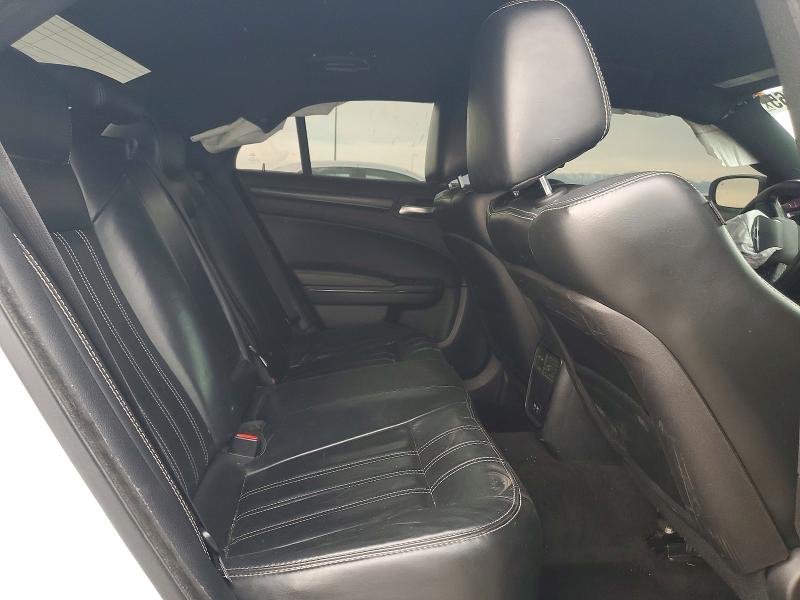 Photo 10 from auction – 2016 CHRYSLER 300 with VIN 2C3CCABG5GH198301