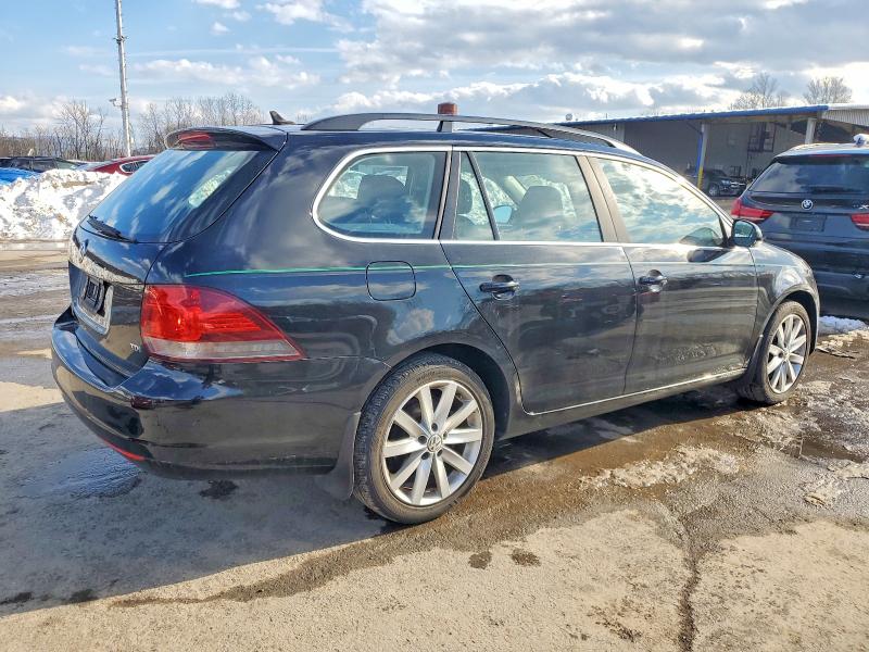 Photo 3 from auction – 2014 VOLKSWAGEN JETTA TDI with VIN 3VWPL7AJ3EM624656