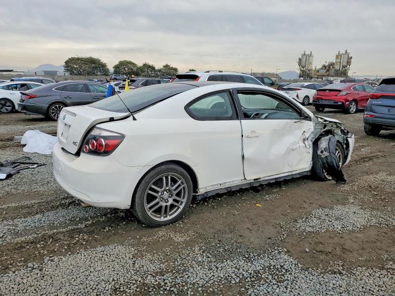 Photo 3 from auction – 2008 TOYOTA SCION TC with VIN JTKDE167780246772