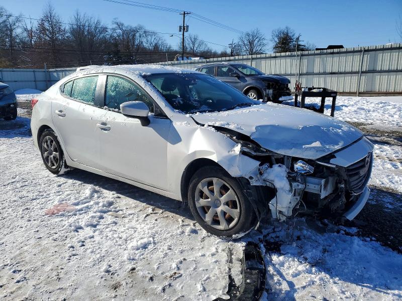 Photo 4 from auction – 2014 MAZDA 3 with VIN 3MZBM1U72EM116960