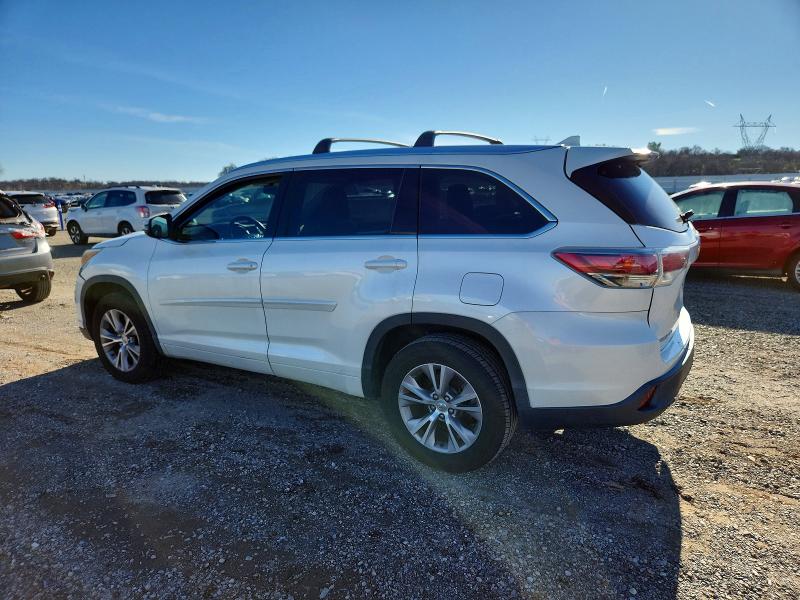 Photo 2 from auction – 2015 TOYOTA HIGHLANDER with VIN 5TDKKRFH5FS042500