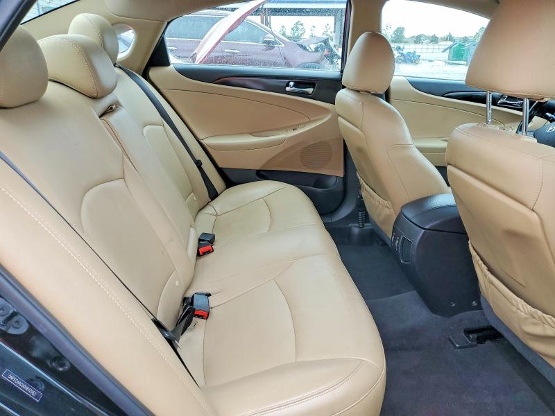 Photo 10 from auction – 2013 HYUNDAI SONATA SE with VIN 5NPEC4AC0DH610163