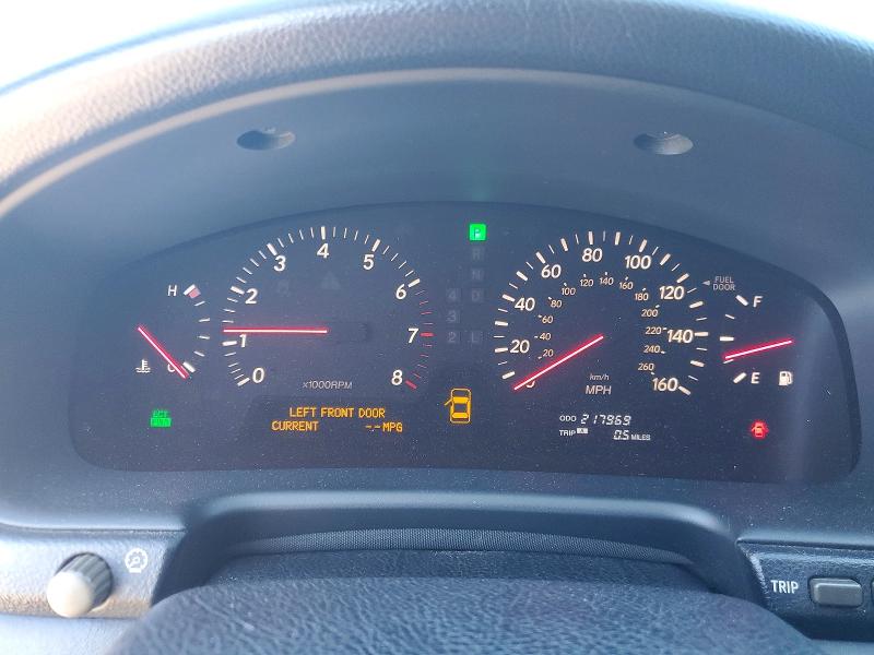 Photo 9 from auction – 2001 LEXUS LS 430 with VIN JTHBN30F510050439