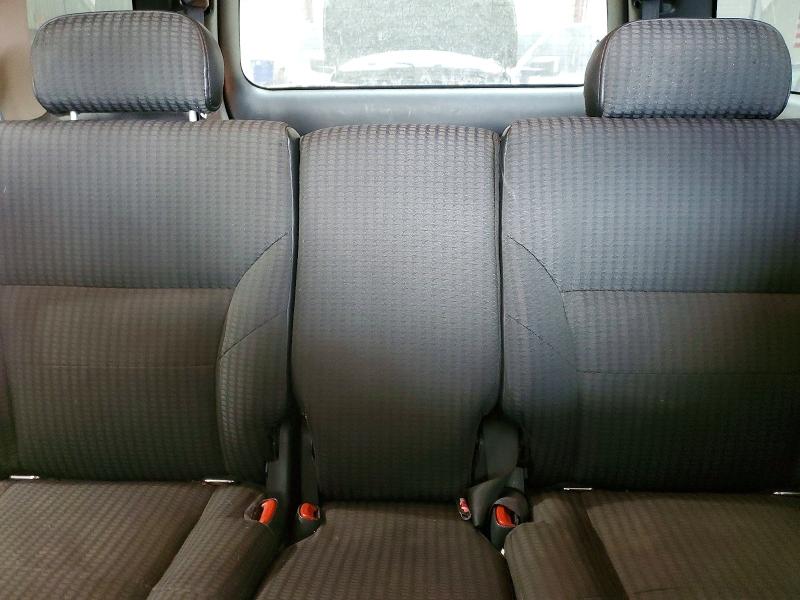 Photo 10 from auction – 2003 DODGE DURANGO SP with VIN 1D4HS38N83F596316
