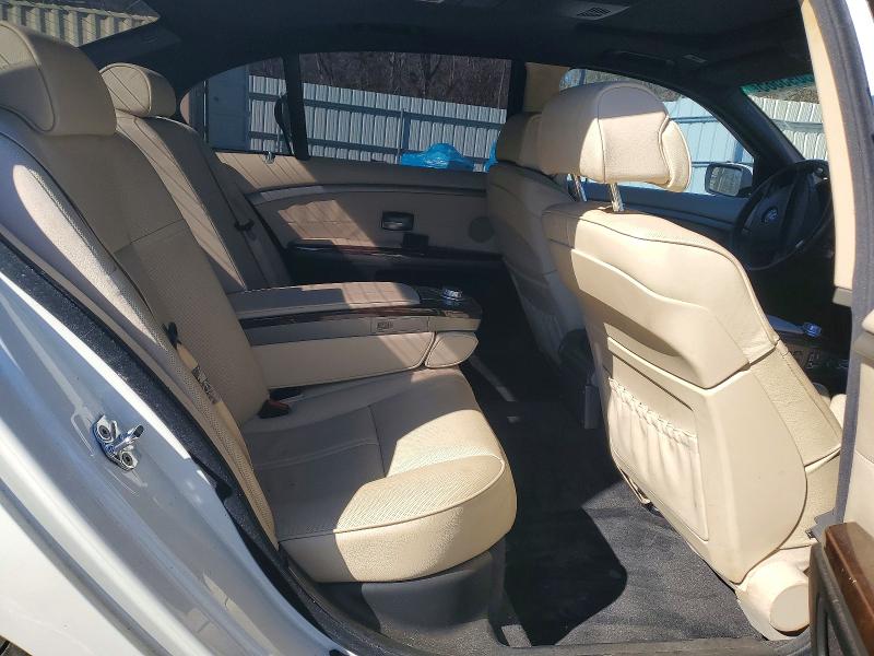 Photo 10 from auction – 2007 BMW 750 with VIN WBAHN83557DT69124