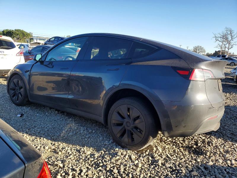 Photo 2 from auction – 2025 TESLA MODEL Y with VIN 7SAYGDED0SF266109
