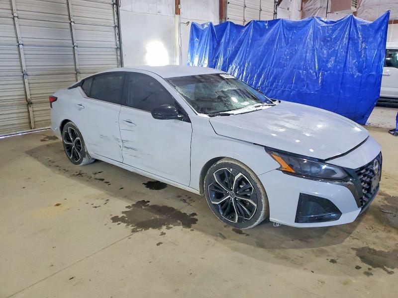 Photo 4 from auction – 2023 NISSAN ALTIMA with VIN 1N4BL4CV5PN341184