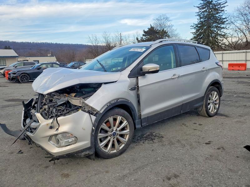 Photo 1 from auction – 2017 FORD ESCAPE with VIN 1FMCU9J9XHUD23457