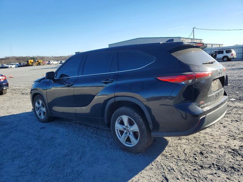 Photo 2 from auction – 2021 TOYOTA HIGHLANDER with VIN 5TDZZRAH3MS535736