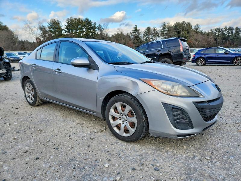 Photo 4 from auction – 2011 MAZDA 3 I with VIN JM1BL1UF0B1464147