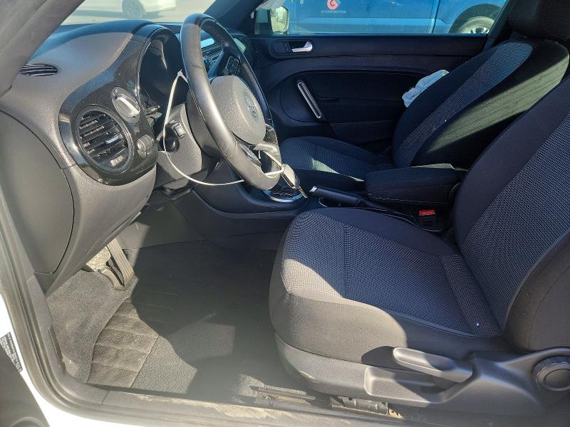 Photo 7 from auction – 2019 VOLKSWAGEN BEETLE with VIN 3VWFD7AT5KM706345
