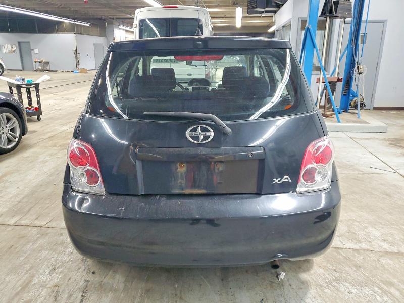 Photo 6 from auction – 2006 TOYOTA SCION XA with VIN JTKKT624760142947