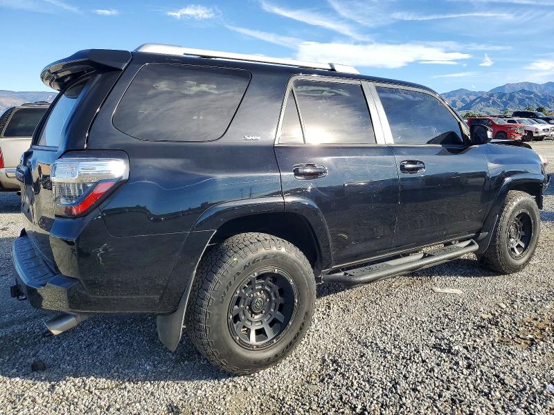 Photo 3 from auction – 2015 TOYOTA 4RUNNER with VIN JTEZU5JR3F5106844