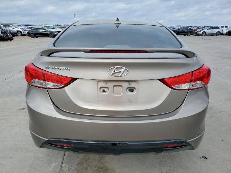Photo 6 from auction – 2013 HYUNDAI ELANTRA with VIN 5NPDH4AE9DH442330