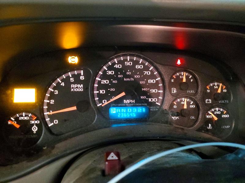 Photo 9 from auction – 2001 CHEVROLET SILVERADO with VIN 1GCHK29U21E338972