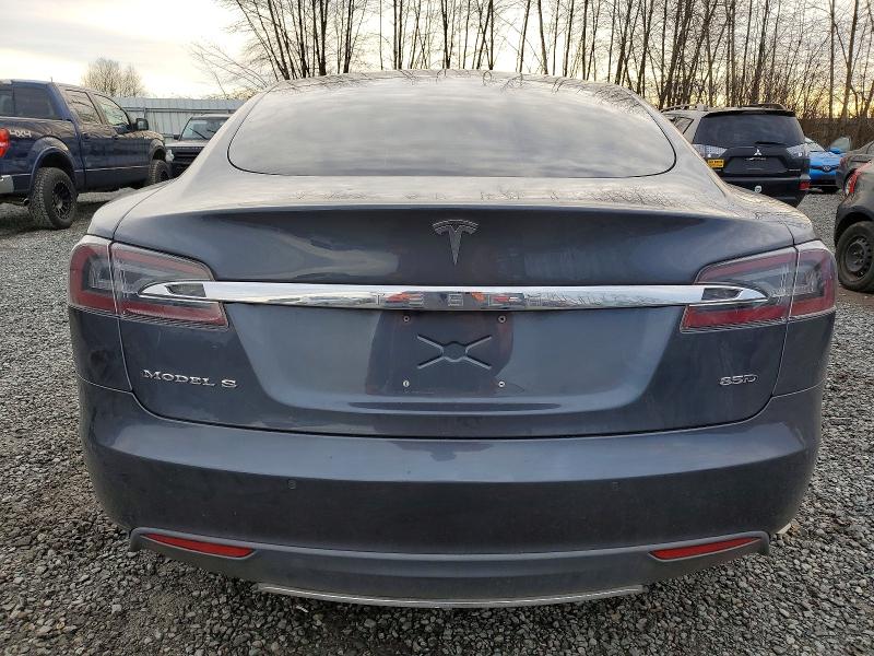 Photo 6 from auction – 2015 TESLA MODEL S with VIN 5YJSA1E2XFF118153