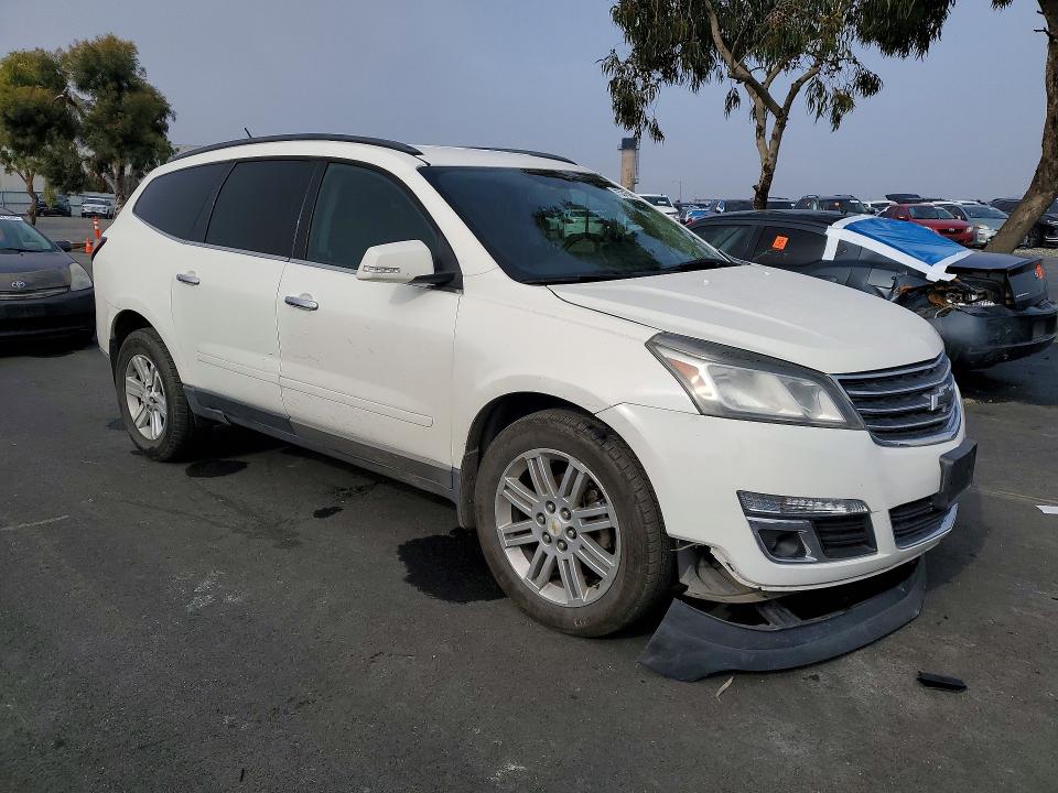 Photo 4 from auction – 2014 CHEVROLET TRAVERSE with VIN 1GNKRGKD1EJ138050
