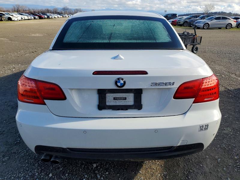 Photo 6 from auction – 2013 BMW 328 I SULE with VIN WBADW7C57DE731613