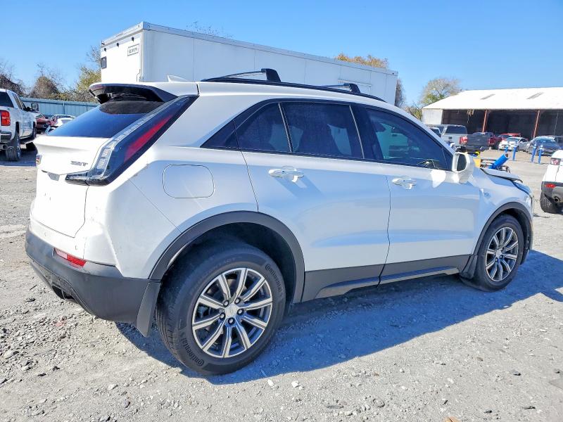 Photo 3 from auction – 2020 CADILLAC XT4 SPORT with VIN 1GYFZFR44LF050940