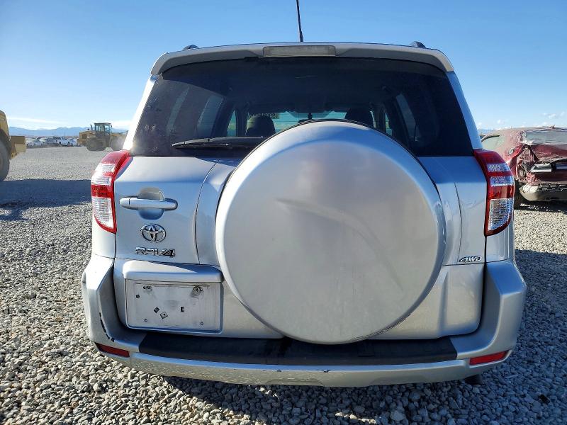 Photo 6 from auction – 2011 TOYOTA RAV4 with VIN JTMBF4DVXBD042210