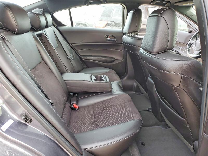 Foto 10 de la subasta – 2018 ACURA ILX con VIN 19UDE2F82JA006892