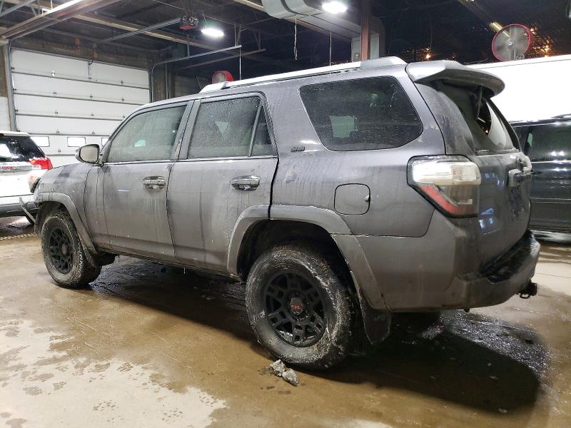 Photo 2 from auction – 2021 TOYOTA 4RUNNER with VIN JTENU5JR2M5955911