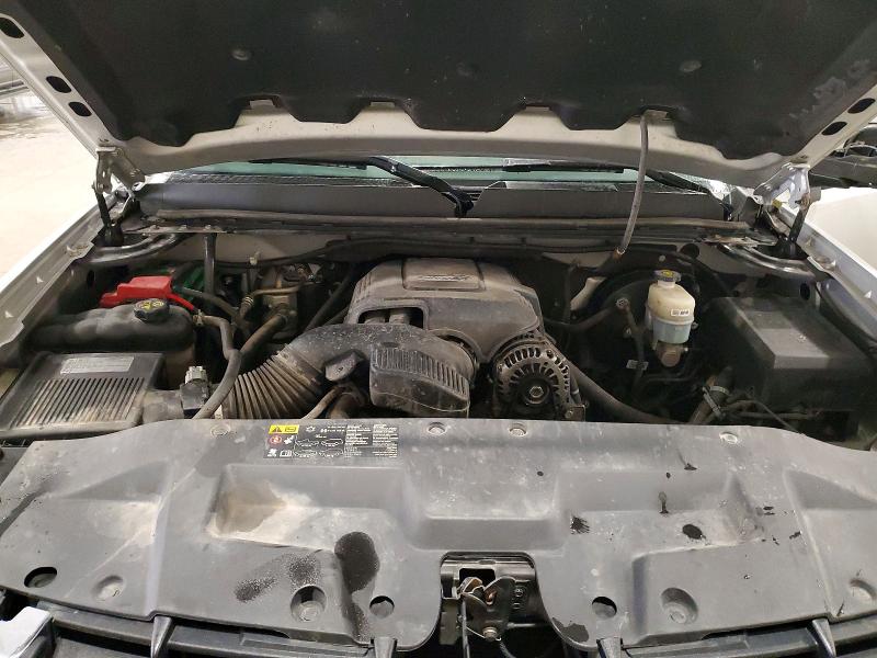 Photo 11 from auction – 2011 GMC SIERRA K15 with VIN 1GTR2VE39BZ406925