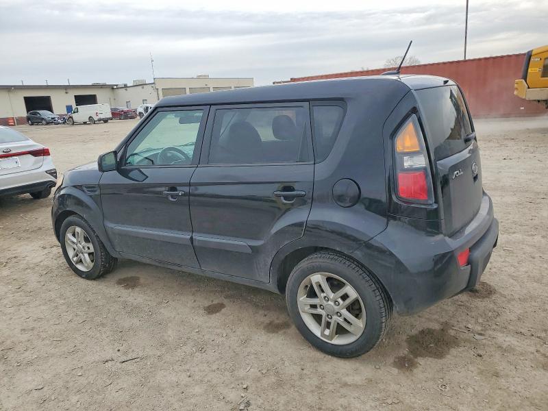 Photo 2 from auction – 2011 KIA SOUL + with VIN KNDJT2A23B7247028