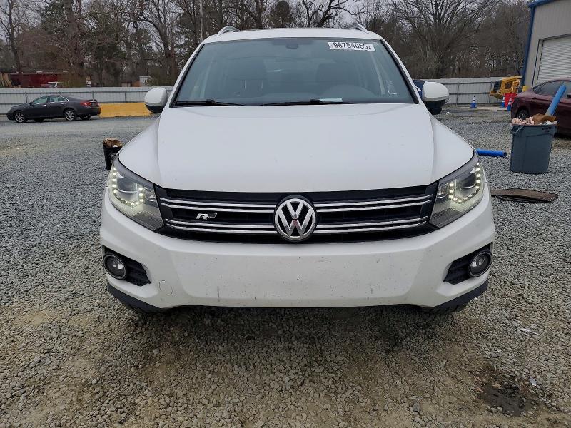 Photo 5 from auction – 2014 VOLKSWAGEN TIGUAN with VIN WVGAV3AX4EW100735