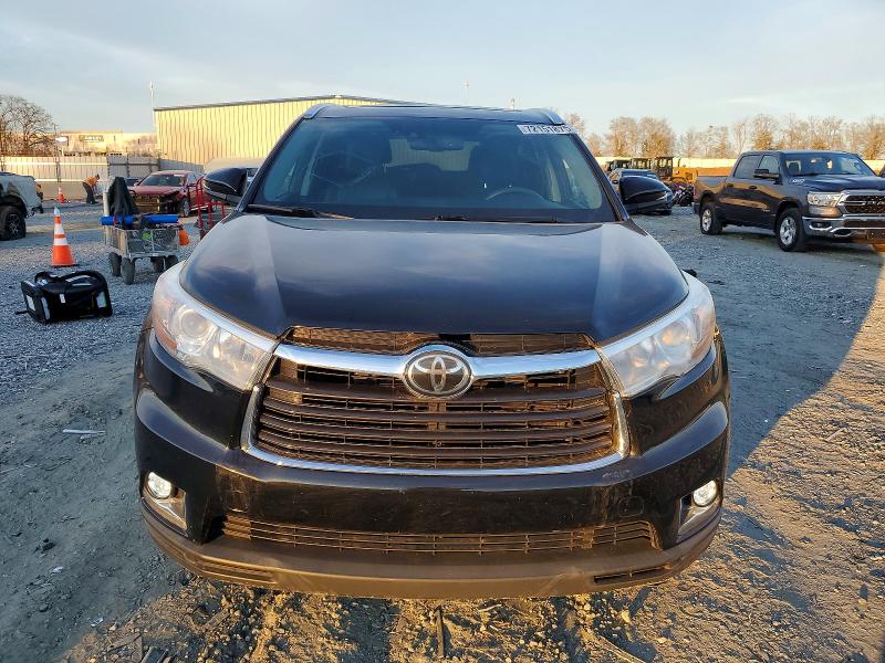Photo 5 from auction – 2016 TOYOTA HIGHLANDER with VIN 5TDYKRFH4GS184526