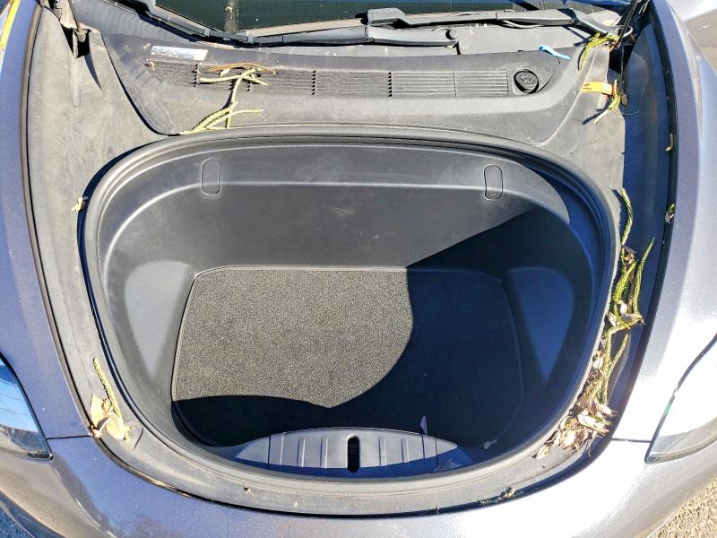 Photo 11 from auction – 2018 TESLA MODEL 3 with VIN 5YJ3E1EA5JF036677