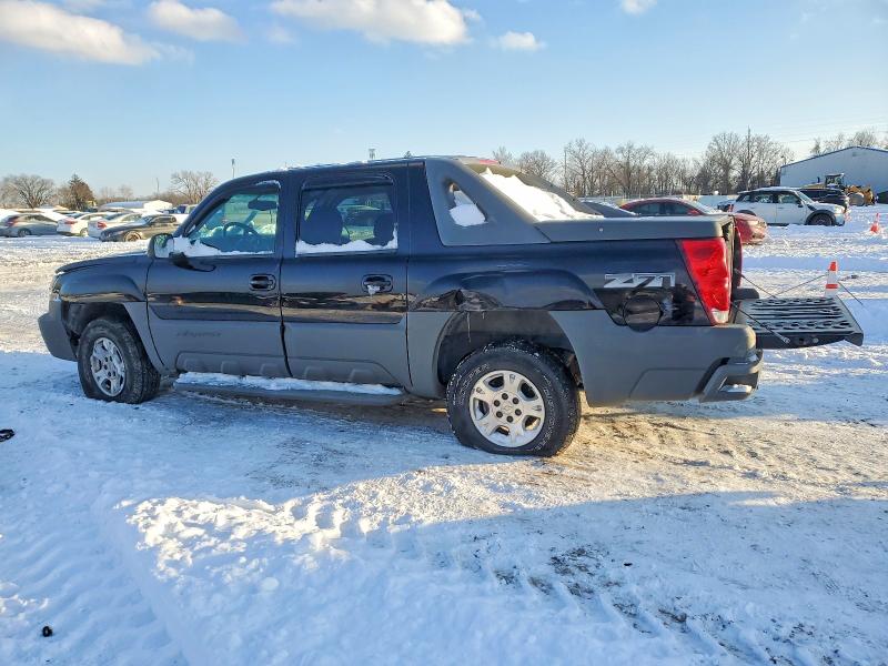 Photo 2 from auction – 2002 CHEVROLET AVALANCHE with VIN 3GNEK13T52G165026