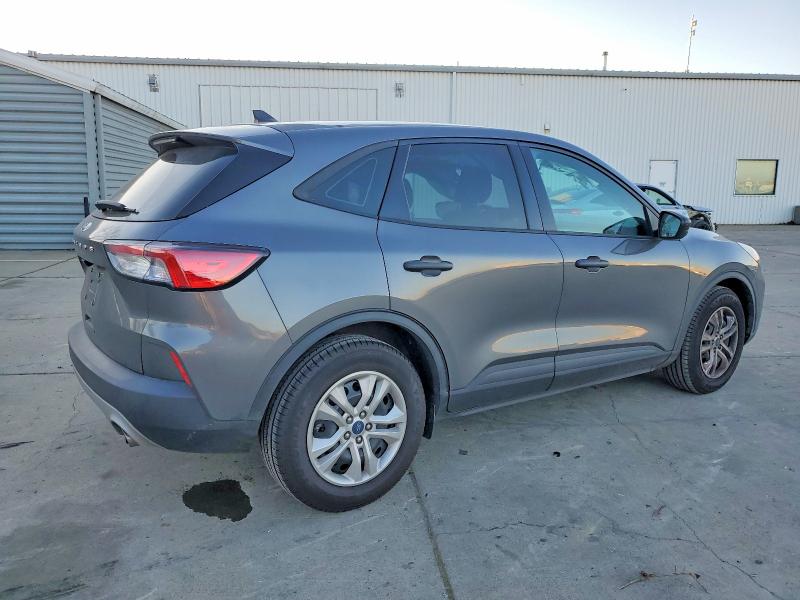Photo 3 from auction – 2021 FORD ESCAPE with VIN 1FMCU0F69MUA95536