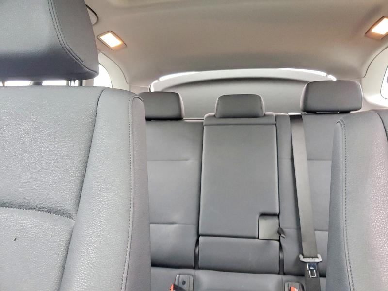 Photo 10 from auction – 2015 BMW X1 XDRIVE2 with VIN WBAVL1C51FVY28674