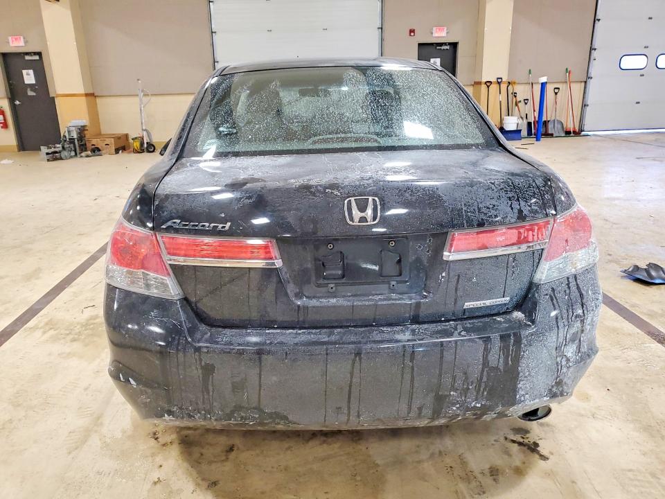 Photo 6 from auction – 2012 HONDA ACCORD with VIN 1HGCP2F65CA053194