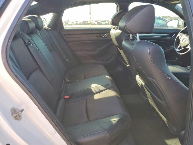 Photo 10 from auction – 2019 HONDA ACCORD with VIN 1HGCV2F35KA014597