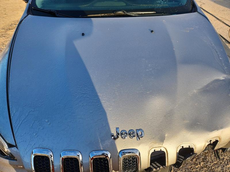 Photo 12 from auction – 2017 JEEP CHEROKEE with VIN 1C4PJLCB5HW585984