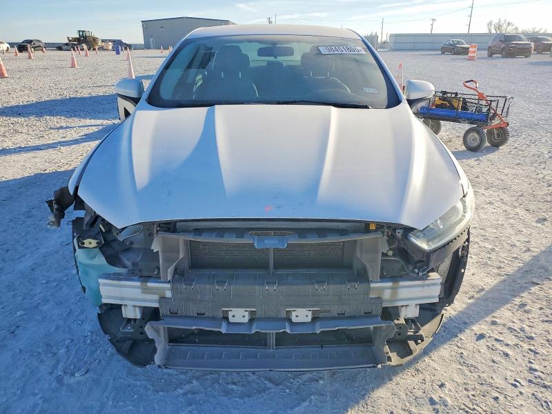 Photo 5 from auction – 2016 FORD FUSION S with VIN 3FA6P0G73GR214523