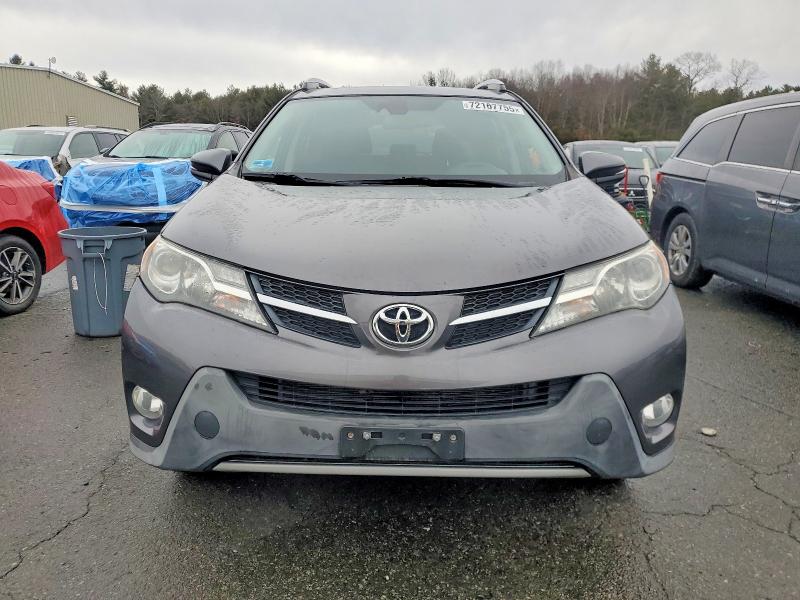 Photo 5 from auction – 2015 TOYOTA RAV4 LIMIT with VIN 2T3DFREV6FW359754