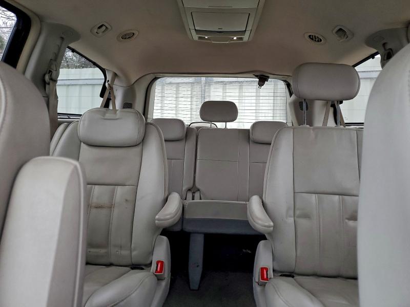 Photo 10 from auction – 2010 CHRYSLER TOWN & COU with VIN 2A4RR5D13AR130255