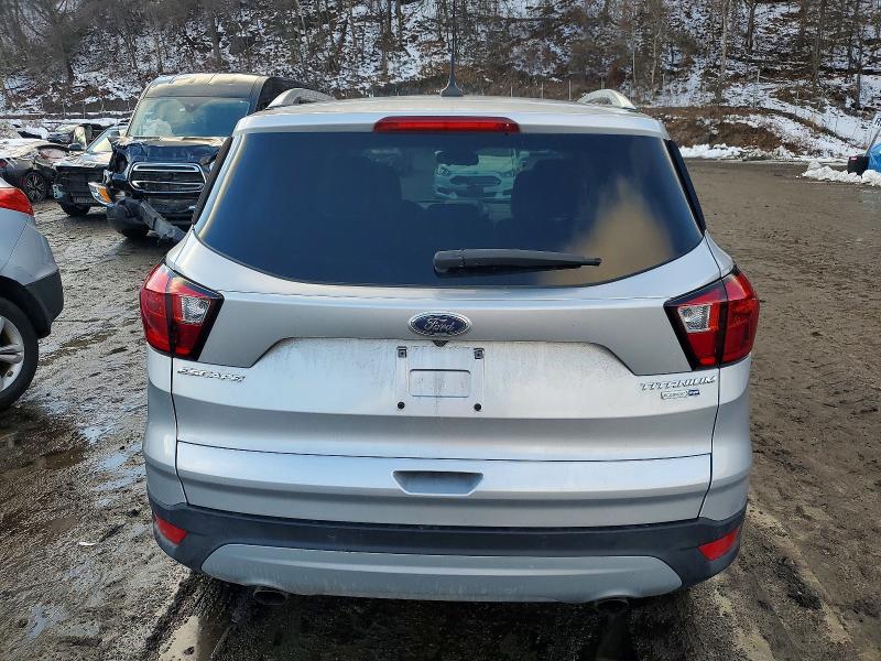 Photo 6 from auction – 2019 FORD ESCAPE TIT with VIN 1FMCU9J94KUA48952