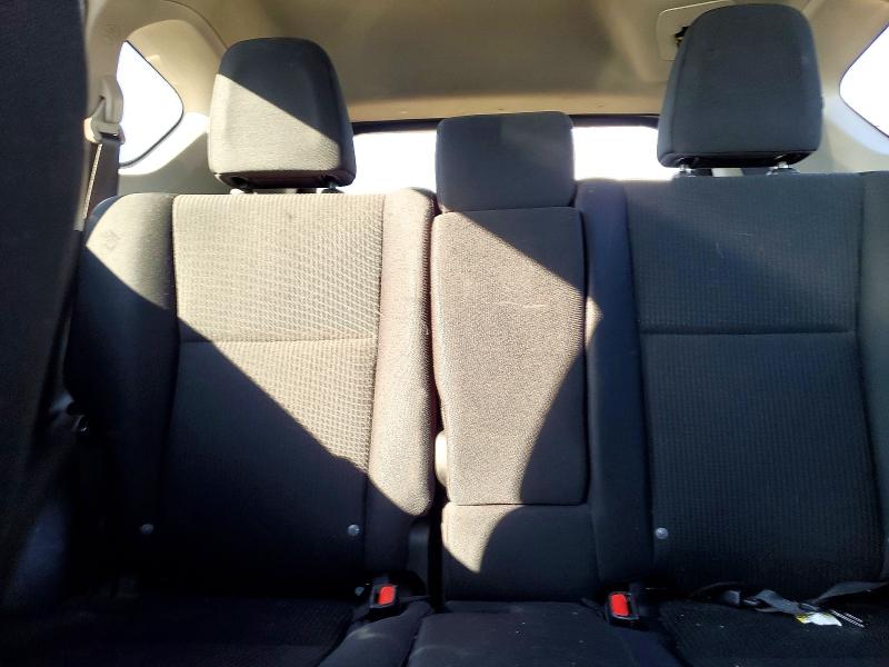 Photo 10 from auction – 2018 TOYOTA RAV4 with VIN 2T3BFREV6JW762925