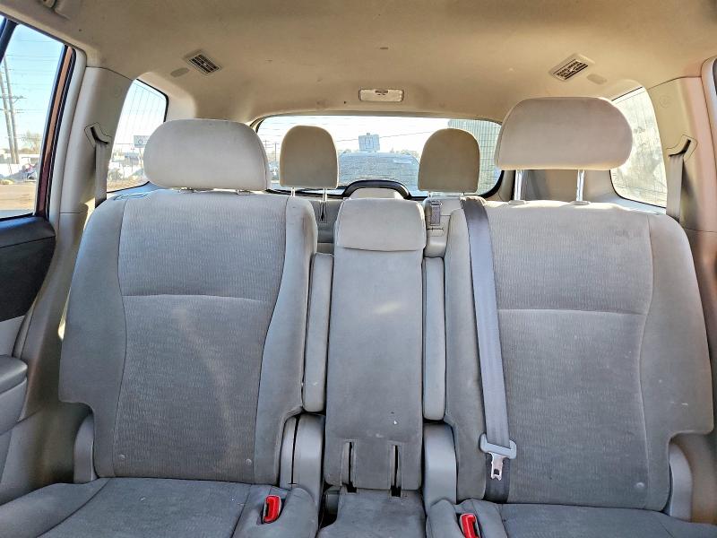 Photo 10 from auction – 2011 TOYOTA HIGHLANDER with VIN 5TDBK3EH0BS085182