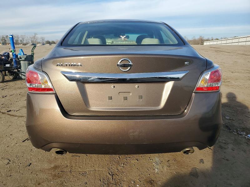Photo 6 from auction – 2015 NISSAN ALTIMA 2.5 with VIN 1N4AL3AP4FN377893