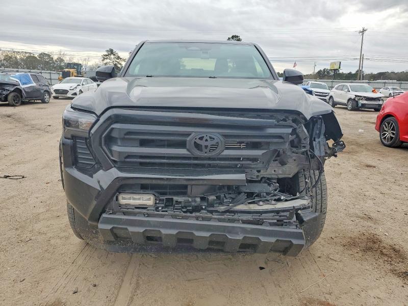 Photo 5 from auction – 2024 TOYOTA TACOMA DOU with VIN 3TYLB5JN7RT040881